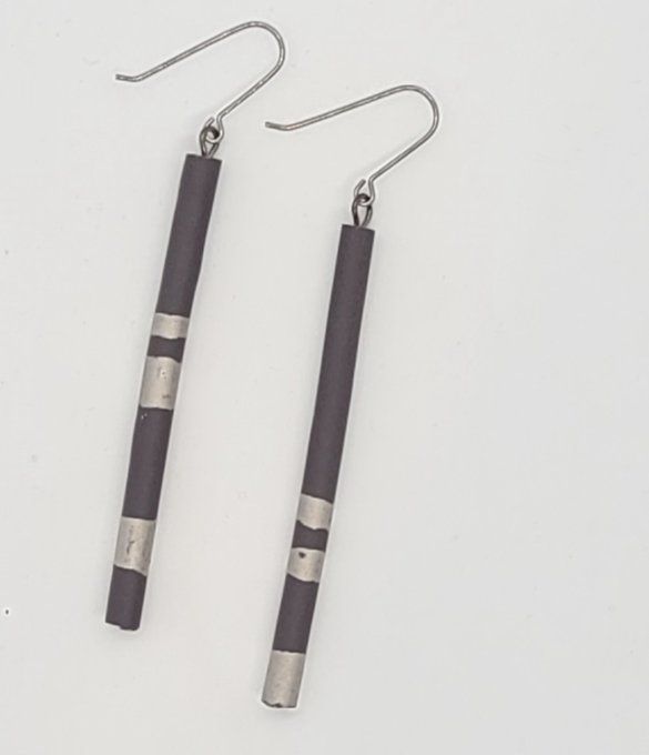 Boucles tube noir&or